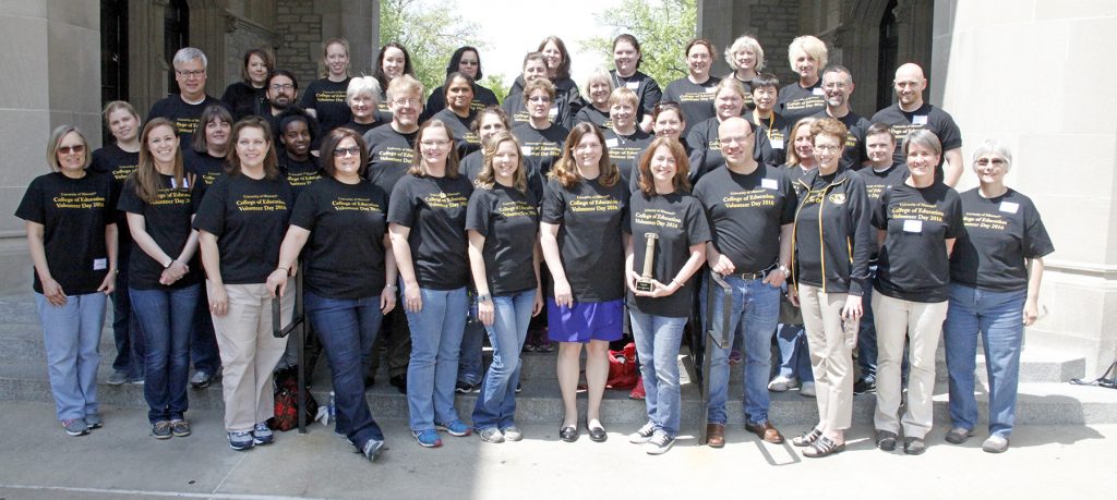 Professional staff members before the 2016 Volunteer Day.